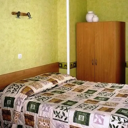 Szálloda Le Floreal Lille