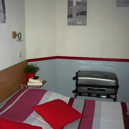 Le Floreal 2* Lille