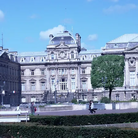 Hotel Le Floreal Lille